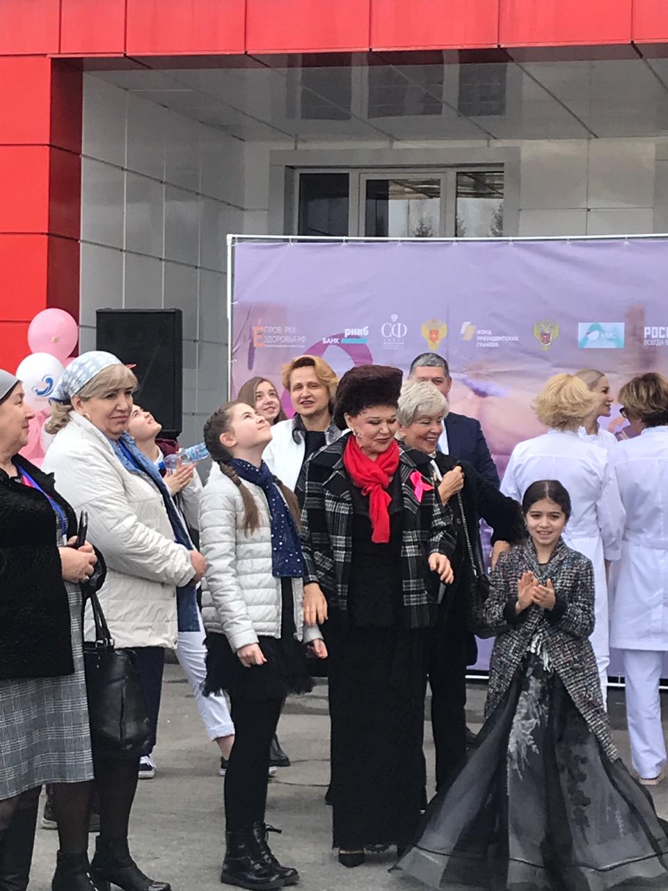 В городе Нальчик состоялась акция «Розовая ленточка».