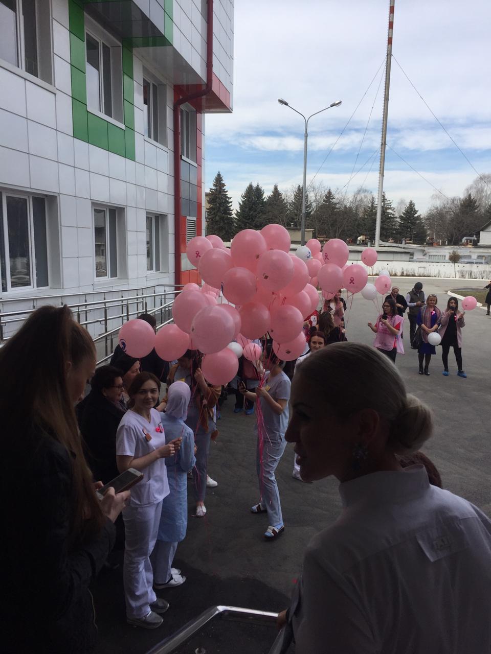 В городе Нальчик состоялась акция «Розовая ленточка».